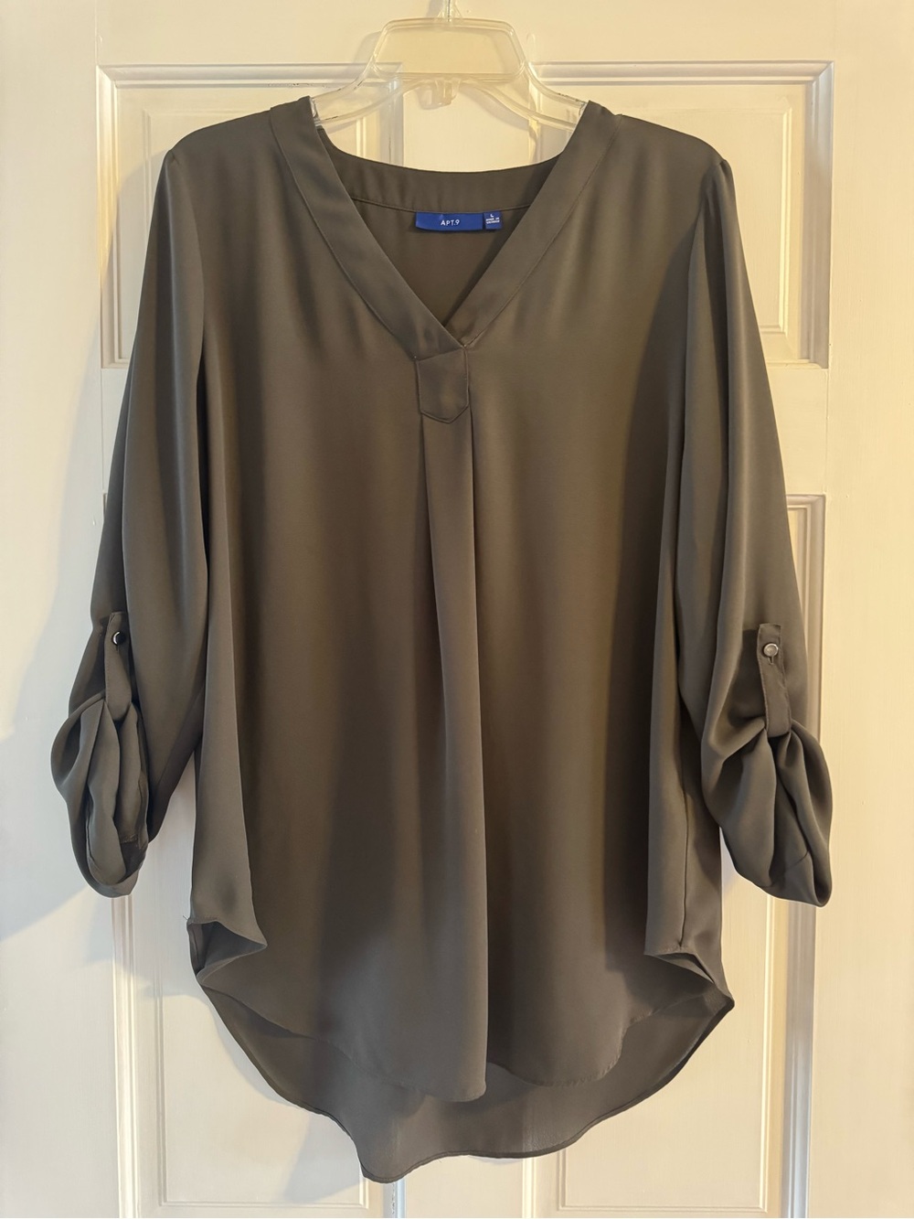 Apt. 9 Olive Green V-Neck Roll Tab Sleeve Tunic